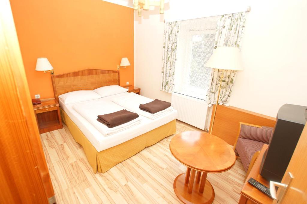 Landhotel Groggerhof Obdach Room photo